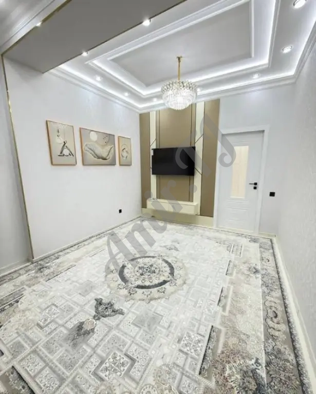 Квартира 3 комнаты, 2 этаж, 83 м², 14 мкр.