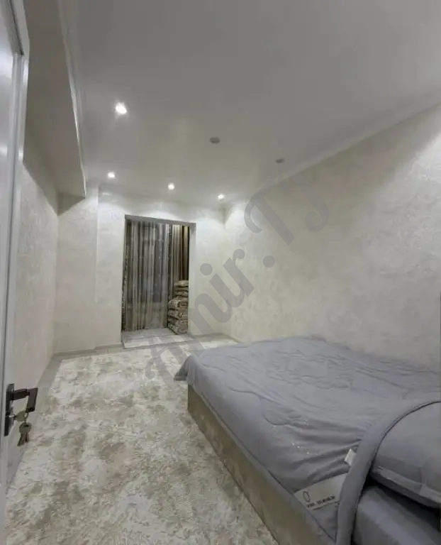 Квартира 3 комнаты, 11 этаж, 90 м², Мост Султони Кабир, Южный