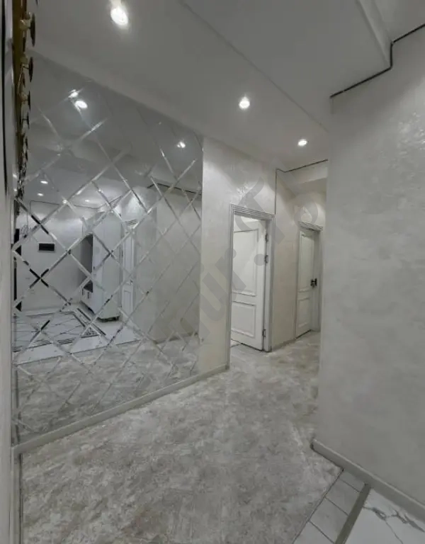 Квартира 3 комнаты, 11 этаж, 90 м², Мост Султони Кабир, Южный